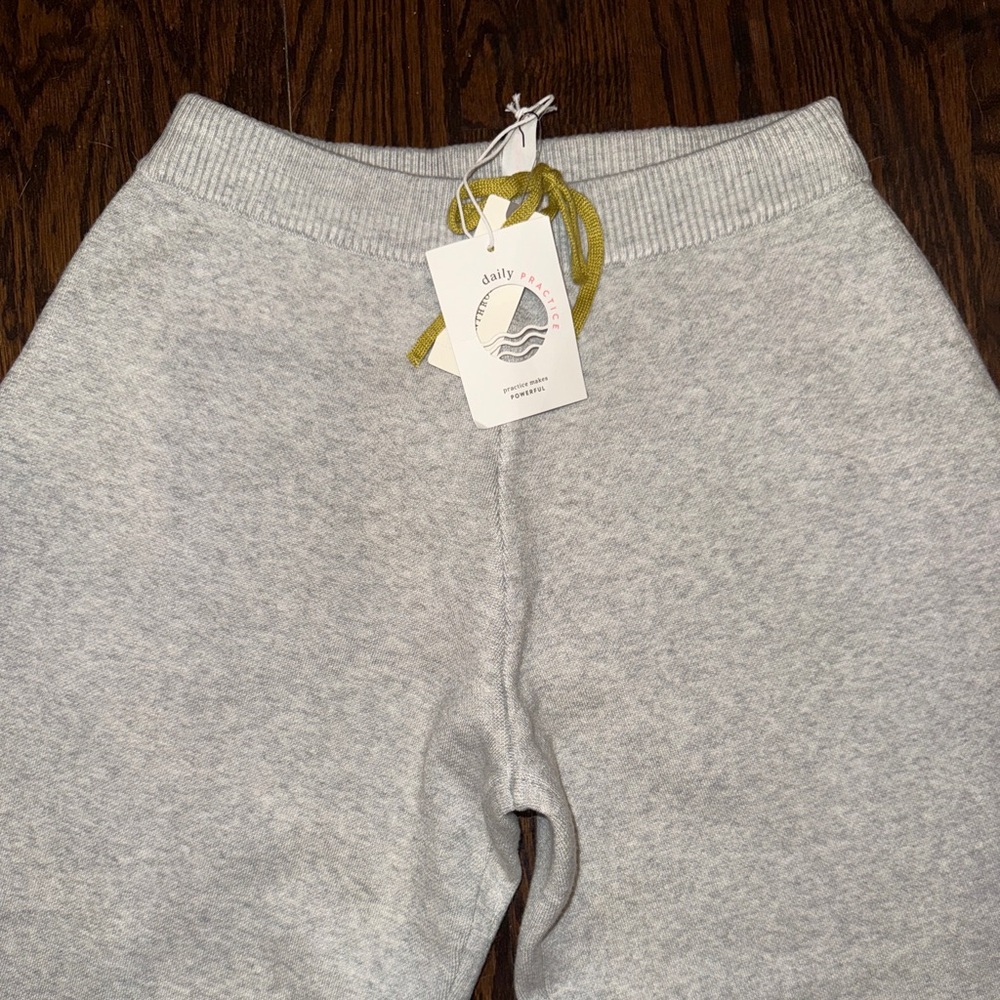 Daily Practice Turnover Jogger Pants - Picture 3 of 7